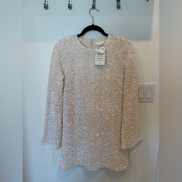 H&M Sequin Mini Dress – Champagne / Cream – NWT - Picture 2 of 7